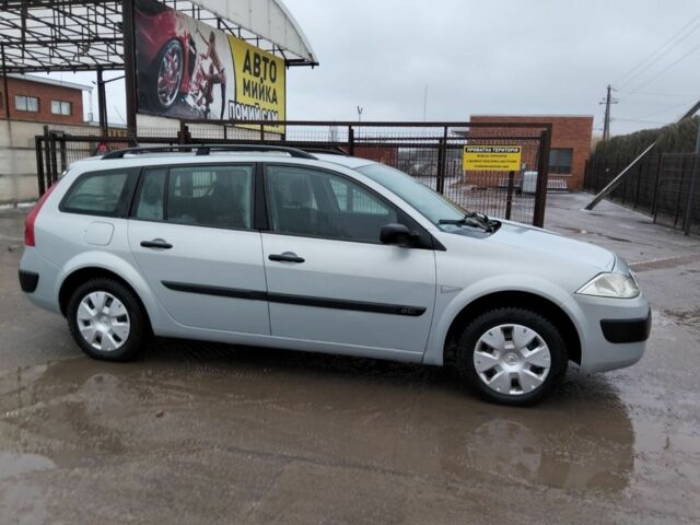 Серый Рено Меган, объемом двигателя 2 л и пробегом 187 тыс. км за 5500 $, фото 1 на Automoto.ua