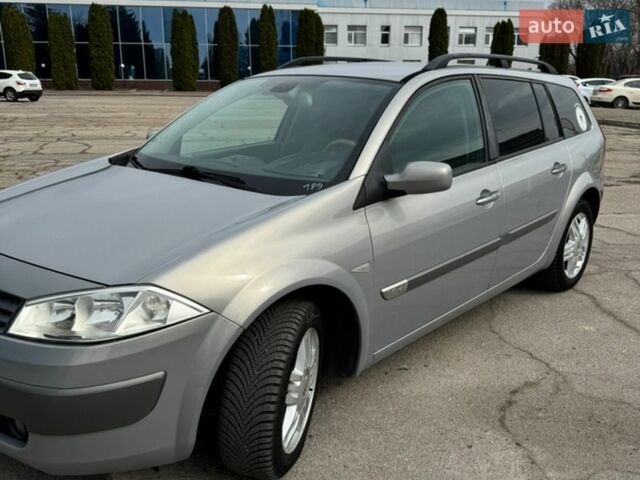 Серый Рено Меган, объемом двигателя 1.6 л и пробегом 191 тыс. км за 4400 $, фото 1 на Automoto.ua