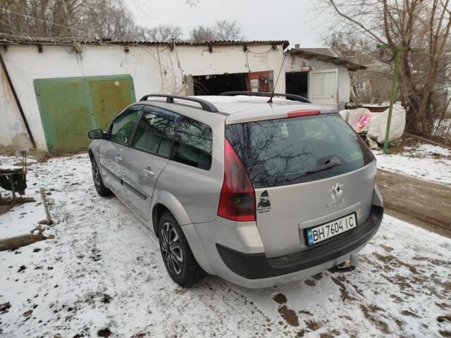 Сірий Рено Меган, об'ємом двигуна 1.5 л та пробігом 377 тис. км за 3721 $, фото 1 на Automoto.ua