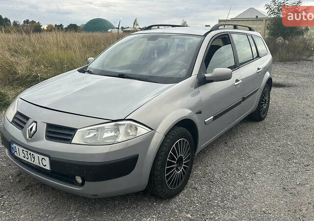 Рено Меган 2004 в Киеве на Automoto.ua Серый Рено Меган, объемом двигателя 1.9 л и пробегом 280 тыс. км за 3800 $, фото 1 на Automoto.ua