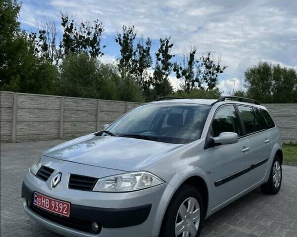 Сірий Рено Меган, об'ємом двигуна 1.6 л та пробігом 212 тис. км за 4750 $, фото 1 на Automoto.ua