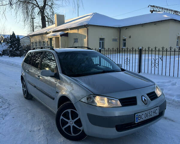 Серый Рено Меган, объемом двигателя 1.46 л и пробегом 420 тыс. км за 3600 $, фото 1 на Automoto.ua