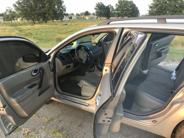 Сірий Рено Меган, об'ємом двигуна 1.9 л та пробігом 3 тис. км за 3500 $, фото 1 на Automoto.ua