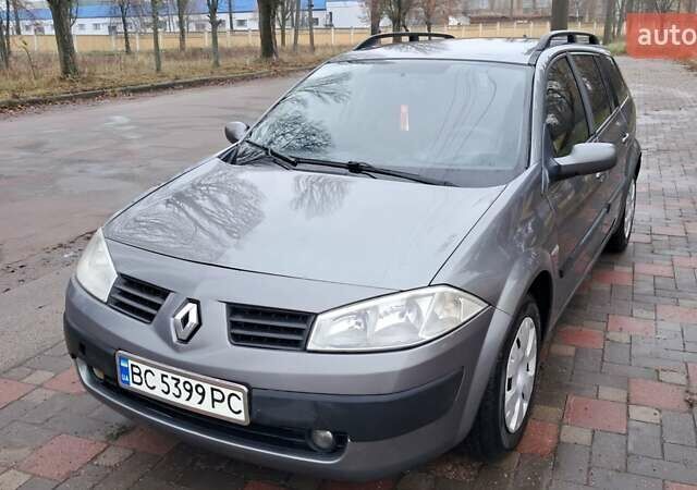 Серый Рено Меган, объемом двигателя 1.46 л и пробегом 407 тыс. км за 3999 $, фото 1 на Automoto.ua