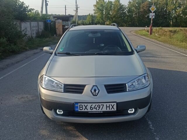 Серый Рено Меган, объемом двигателя 0 л и пробегом 145 тыс. км за 5100 $, фото 1 на Automoto.ua