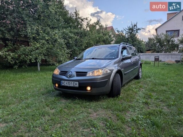 Серый Рено Меган, объемом двигателя 1.6 л и пробегом 311 тыс. км за 4000 $, фото 1 на Automoto.ua