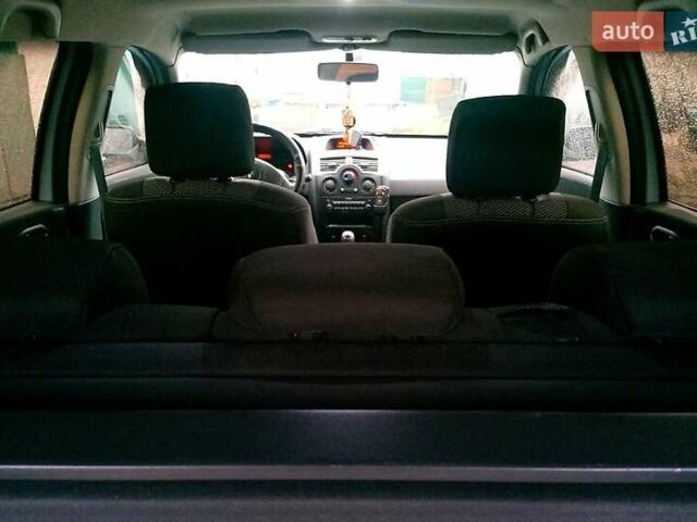 Серый Рено Меган, объемом двигателя 1.5 л и пробегом 208 тыс. км за 4570 $, фото 1 на Automoto.ua