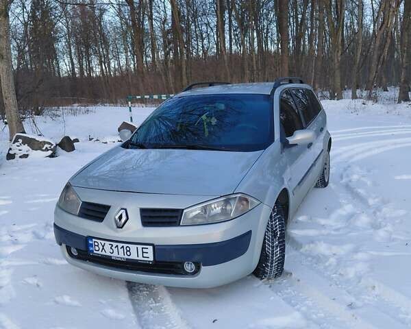 Серый Рено Меган, объемом двигателя 1.5 л и пробегом 320 тыс. км за 4500 $, фото 1 на Automoto.ua