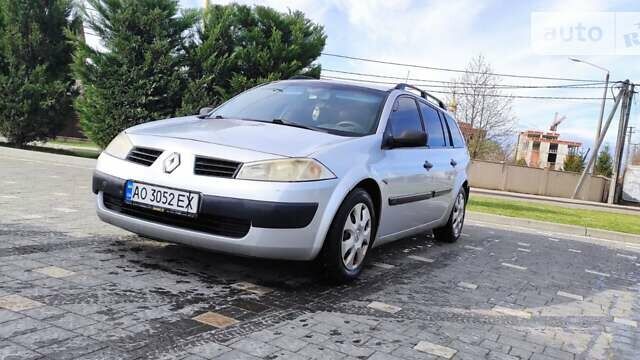 Серый Рено Меган, объемом двигателя 1.5 л и пробегом 400 тыс. км за 3400 $, фото 1 на Automoto.ua