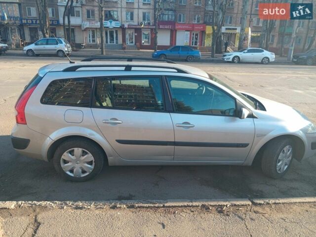 Сірий Рено Меган, об'ємом двигуна 1.4 л та пробігом 226 тис. км за 4310 $, фото 1 на Automoto.ua