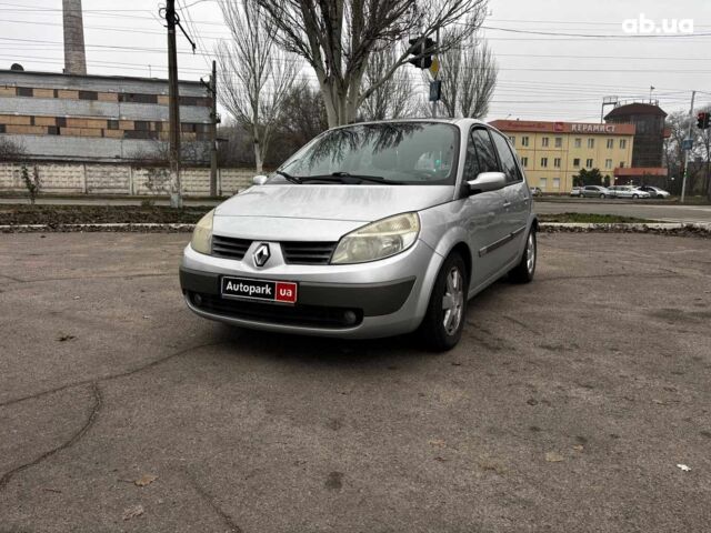 Сірий Рено Меган, об'ємом двигуна 2 л та пробігом 250 тис. км за 4600 $, фото 1 на Automoto.ua