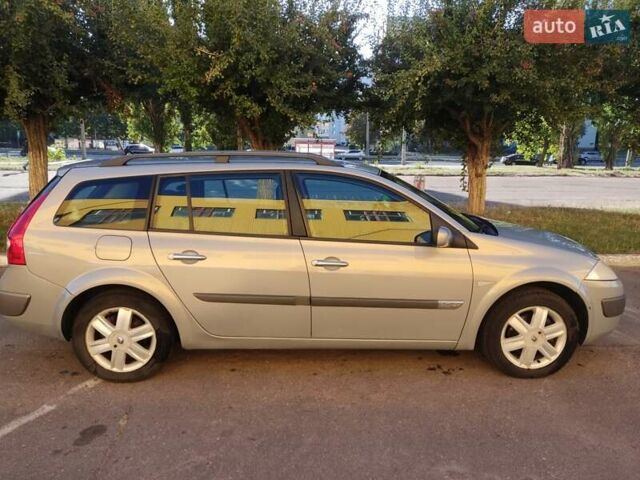 Сірий Рено Меган, об'ємом двигуна 2 л та пробігом 209 тис. км за 5000 $, фото 1 на Automoto.ua