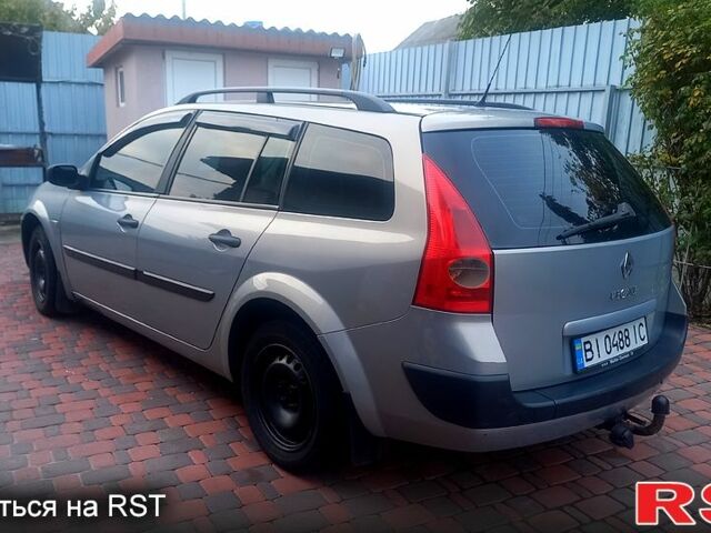 Серый Рено Меган, объемом двигателя 1.6 л и пробегом 230 тыс. км за 4000 $, фото 1 на Automoto.ua