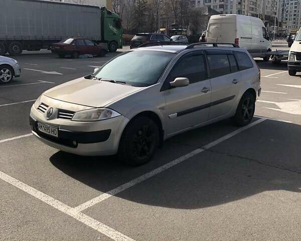 Сірий Рено Меган, об'ємом двигуна 1.46 л та пробігом 320 тис. км за 4200 $, фото 1 на Automoto.ua