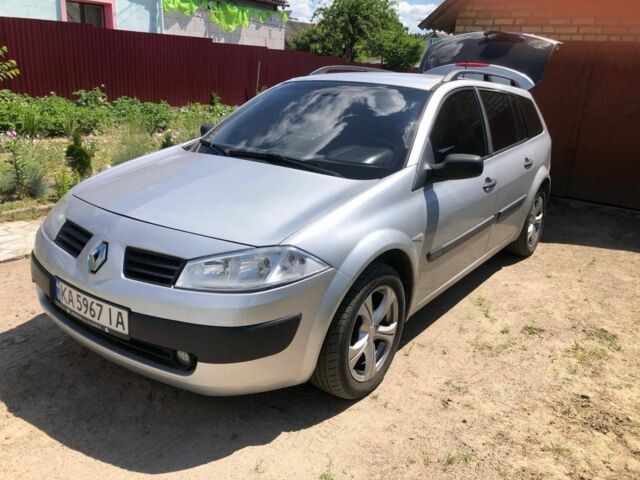Сірий Рено Меган, об'ємом двигуна 1.6 л та пробігом 320 тис. км за 4700 $, фото 1 на Automoto.ua