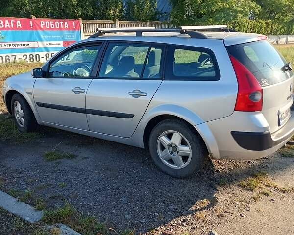 Сірий Рено Меган, об'ємом двигуна 1.6 л та пробігом 221 тис. км за 4600 $, фото 1 на Automoto.ua