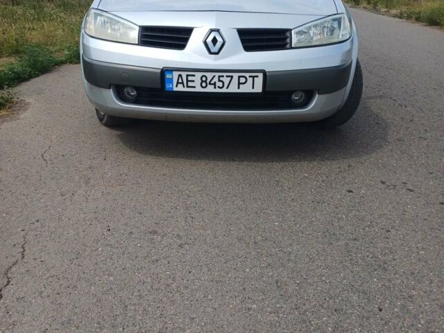 Сірий Рено Меган, об'ємом двигуна 1.5 л та пробігом 317 тис. км за 4500 $, фото 1 на Automoto.ua