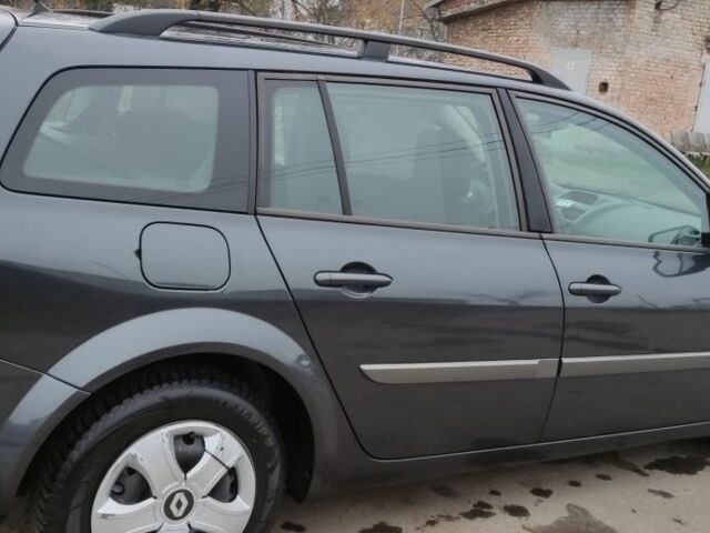 Серый Рено Меган, объемом двигателя 1.6 л и пробегом 222 тыс. км за 4500 $, фото 1 на Automoto.ua