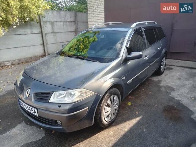 Серый Рено Меган, объемом двигателя 0 л и пробегом 193 тыс. км за 5250 $, фото 1 на Automoto.ua
