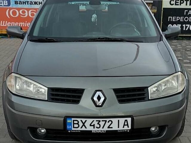 Серый Рено Меган, объемом двигателя 0 л и пробегом 250 тыс. км за 5555 $, фото 1 на Automoto.ua