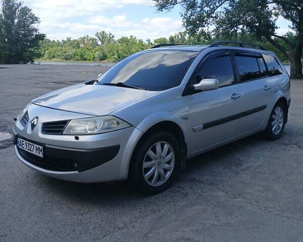 Сірий Рено Меган, об'ємом двигуна 2 л та пробігом 210 тис. км за 5200 $, фото 1 на Automoto.ua