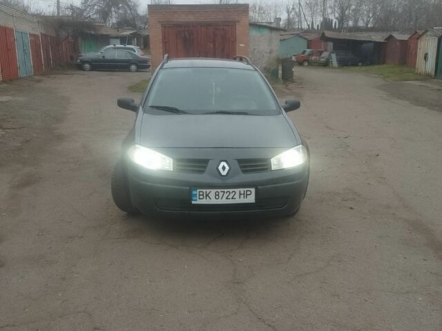 Серый Рено Меган, объемом двигателя 1.6 л и пробегом 267 тыс. км за 4500 $, фото 1 на Automoto.ua
