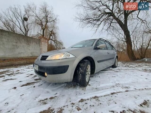 Серый Рено Меган, объемом двигателя 1.6 л и пробегом 180 тыс. км за 5700 $, фото 1 на Automoto.ua