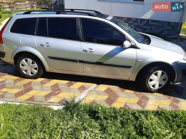 Сірий Рено Меган, об'ємом двигуна 1.5 л та пробігом 292 тис. км за 4200 $, фото 1 на Automoto.ua