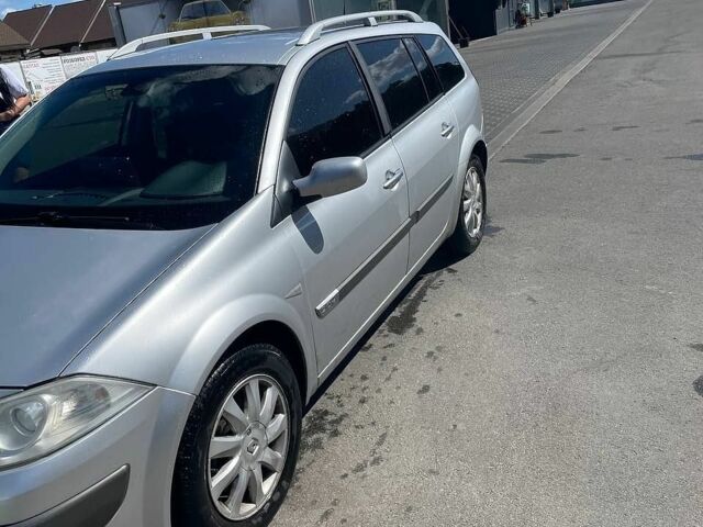 Сірий Рено Меган, об'ємом двигуна 2 л та пробігом 300 тис. км за 5700 $, фото 1 на Automoto.ua