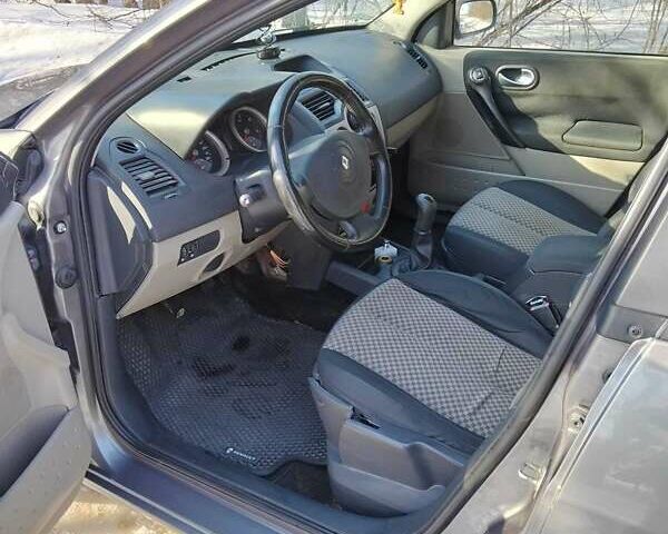 Сірий Рено Меган, об'ємом двигуна 1.46 л та пробігом 241 тис. км за 4200 $, фото 1 на Automoto.ua