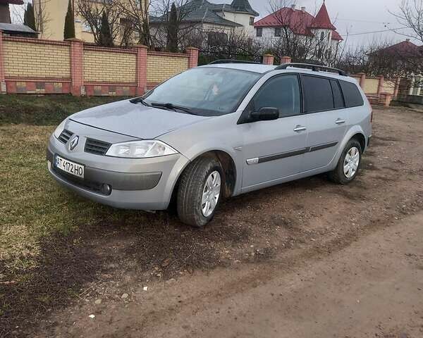 Сірий Рено Меган, об'ємом двигуна 1.6 л та пробігом 198 тис. км за 4300 $, фото 1 на Automoto.ua