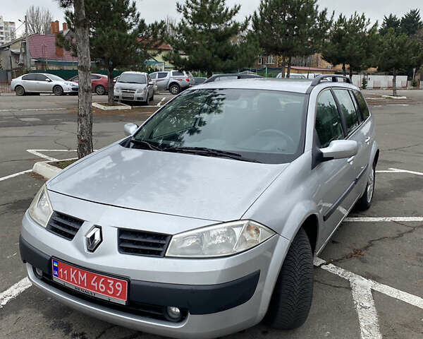 Сірий Рено Меган, об'ємом двигуна 1.6 л та пробігом 280 тис. км за 4999 $, фото 1 на Automoto.ua