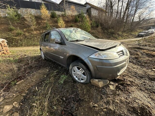 Серый Рено Меган, объемом двигателя 1.5 л и пробегом 220 тыс. км за 1350 $, фото 1 на Automoto.ua