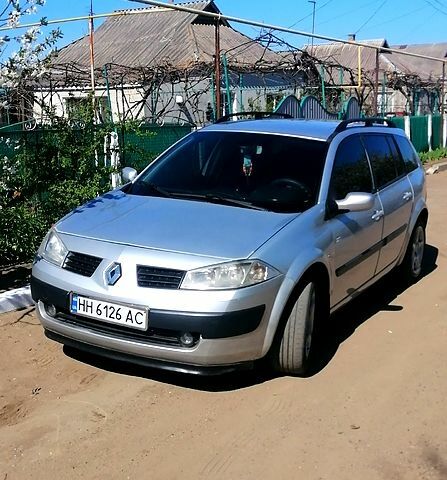 Серый Рено Меган, объемом двигателя 1.5 л и пробегом 245 тыс. км за 4700 $, фото 1 на Automoto.ua