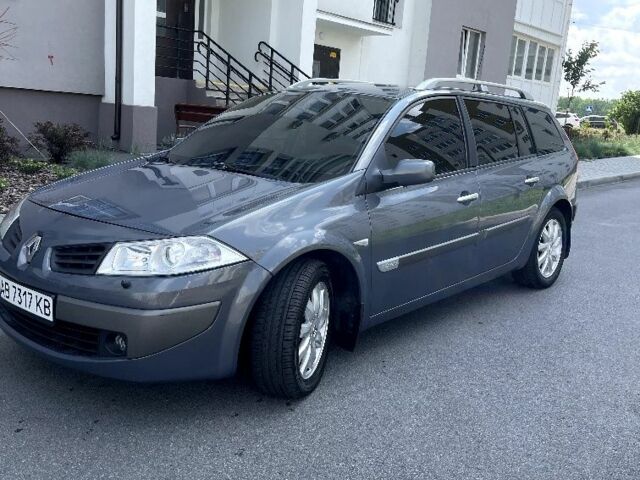 Сірий Рено Меган, об'ємом двигуна 1.6 л та пробігом 245 тис. км за 5500 $, фото 1 на Automoto.ua