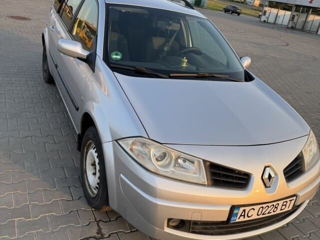 Сірий Рено Меган, об'ємом двигуна 1.5 л та пробігом 309 тис. км за 4721 $, фото 1 на Automoto.ua