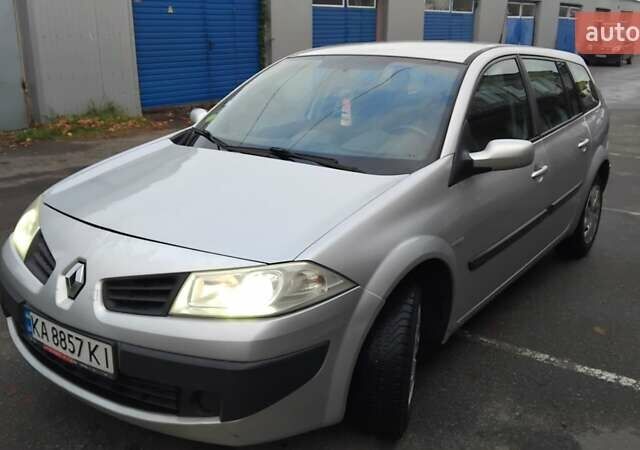 Рено Меган 2006 у Чернігові на Automoto.ua Сірий Рено Меган, об'ємом двигуна 1.39 л та пробігом 284 тис. км за 3900 $, фото 1 на Automoto.ua