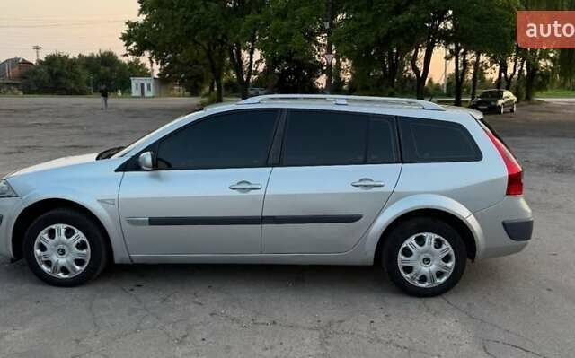 Сірий Рено Меган, об'ємом двигуна 1.5 л та пробігом 260 тис. км за 4650 $, фото 1 на Automoto.ua