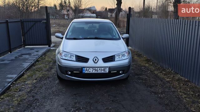 Сірий Рено Меган, об'ємом двигуна 1.5 л та пробігом 457 тис. км за 4200 $, фото 1 на Automoto.ua