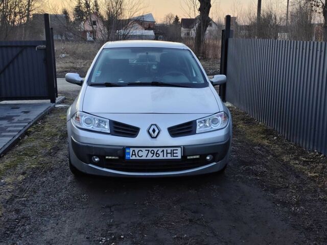 Серый Рено Меган, объемом двигателя 1.5 л и пробегом 457 тыс. км за 4200 $, фото 1 на Automoto.ua