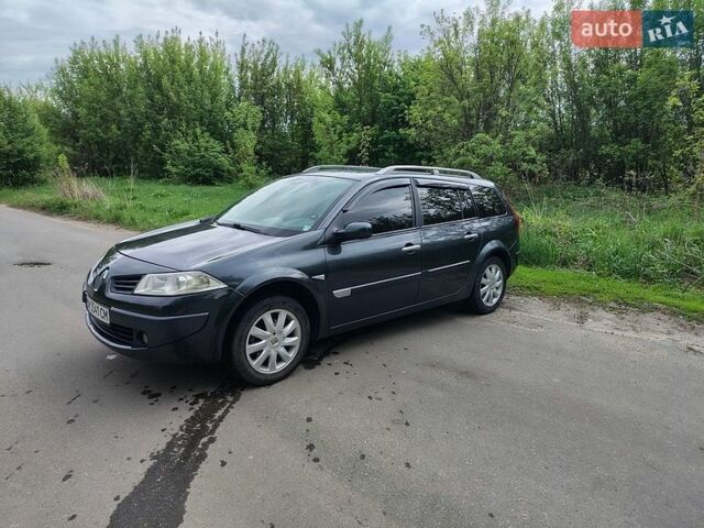 Серый Рено Меган, объемом двигателя 1.6 л и пробегом 262 тыс. км за 5700 $, фото 1 на Automoto.ua