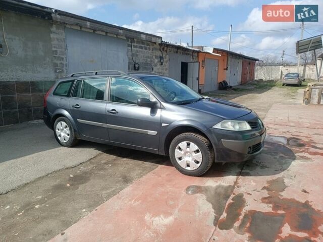 Серый Рено Меган, объемом двигателя 1.6 л и пробегом 280 тыс. км за 4900 $, фото 1 на Automoto.ua