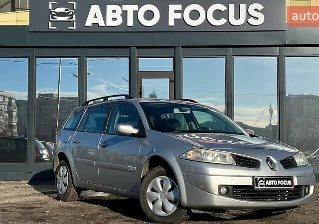 Сірий Рено Меган, об'ємом двигуна 1.6 л та пробігом 224 тис. км за 6490 $, фото 1 на Automoto.ua