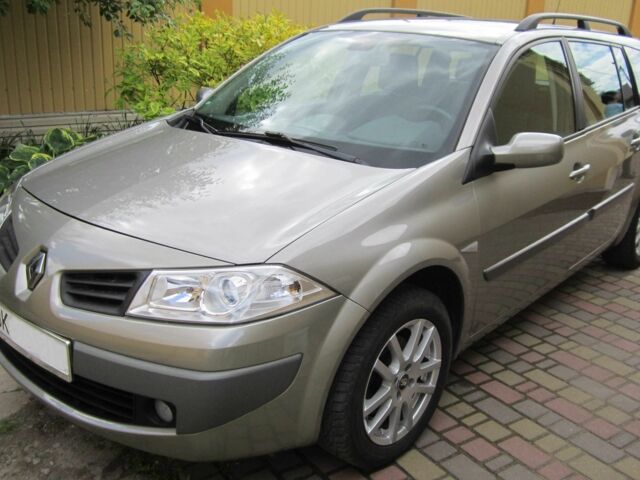 Серый Рено Меган, объемом двигателя 1.6 л и пробегом 185 тыс. км за 5463 $, фото 1 на Automoto.ua