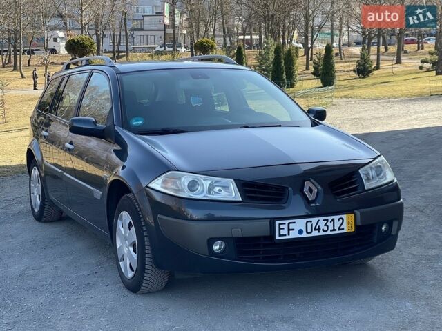 Серый Рено Меган, объемом двигателя 1.6 л и пробегом 218 тыс. км за 4500 $, фото 1 на Automoto.ua