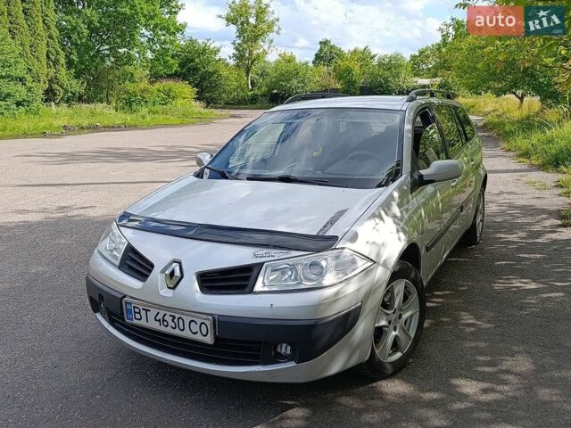Сірий Рено Меган, об'ємом двигуна 1.5 л та пробігом 270 тис. км за 3000 $, фото 1 на Automoto.ua