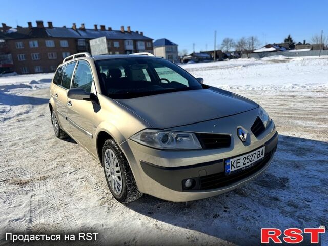 Серый Рено Меган, объемом двигателя 2 л и пробегом 28000 тыс. км за 5500 $, фото 1 на Automoto.ua