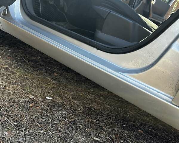 Сірий Рено Меган, об'ємом двигуна 1.6 л та пробігом 255 тис. км за 4700 $, фото 1 на Automoto.ua