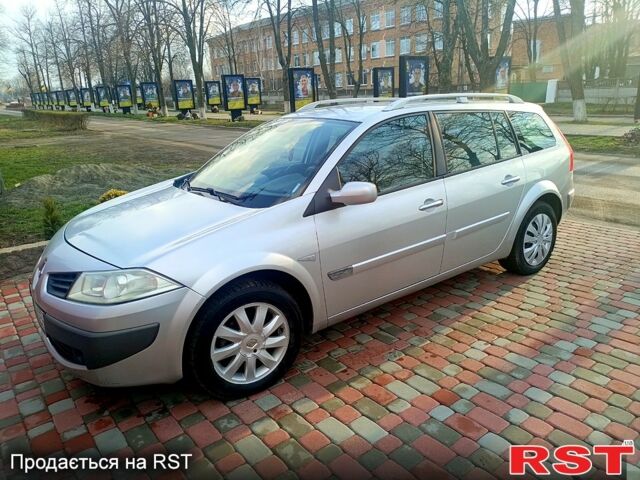 Серый Рено Меган, объемом двигателя 2 л и пробегом 250 тыс. км за 3800 $, фото 1 на Automoto.ua