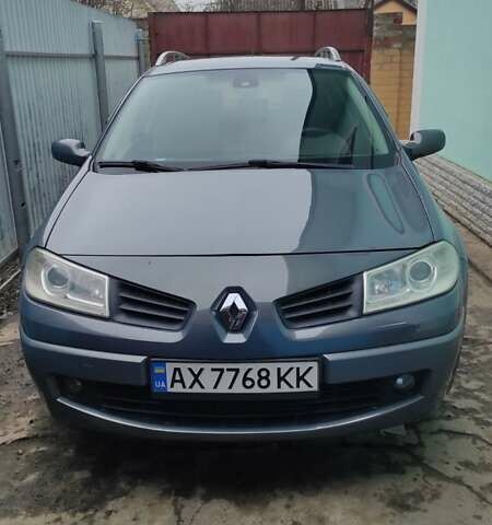 Серый Рено Меган, объемом двигателя 1.6 л и пробегом 260 тыс. км за 5400 $, фото 1 на Automoto.ua